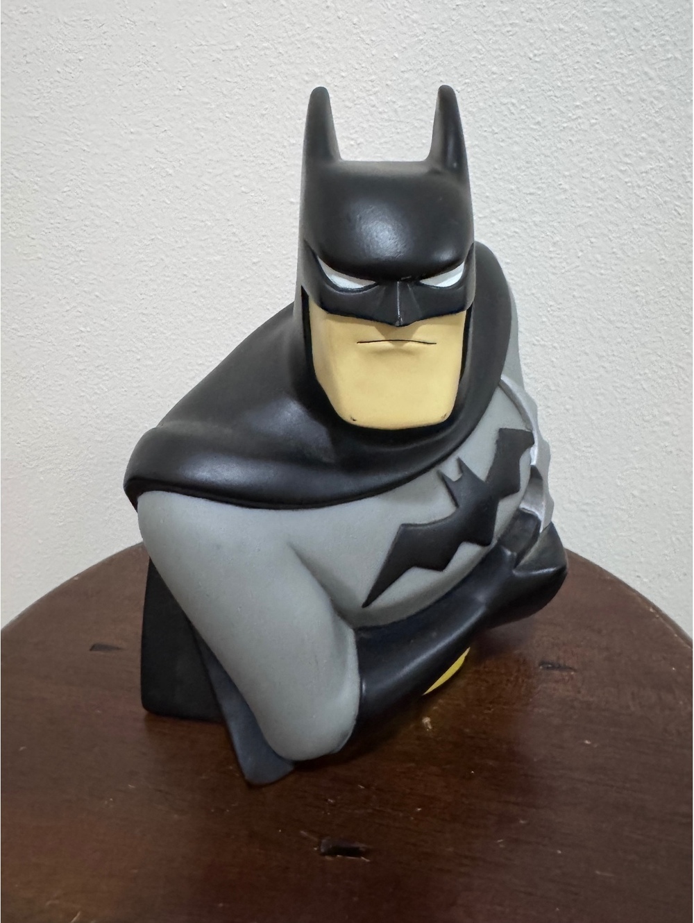 1998 DC Comics Batman Coin Bank Figurine